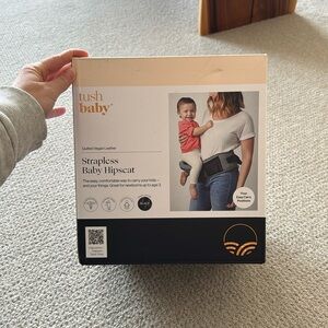 Tush Baby strapless baby hip seat